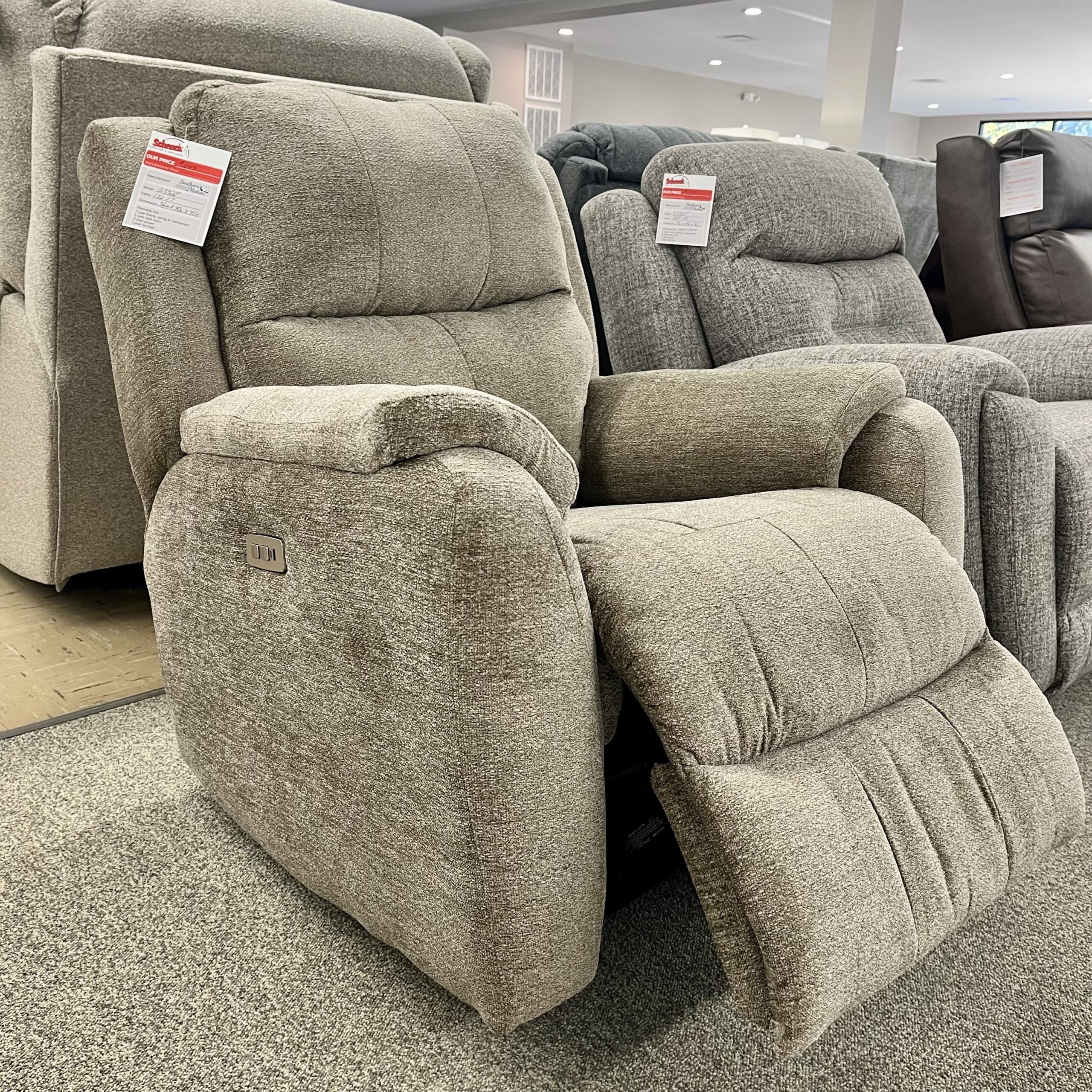 Southern Motion 5332P Power Rocker Recliner