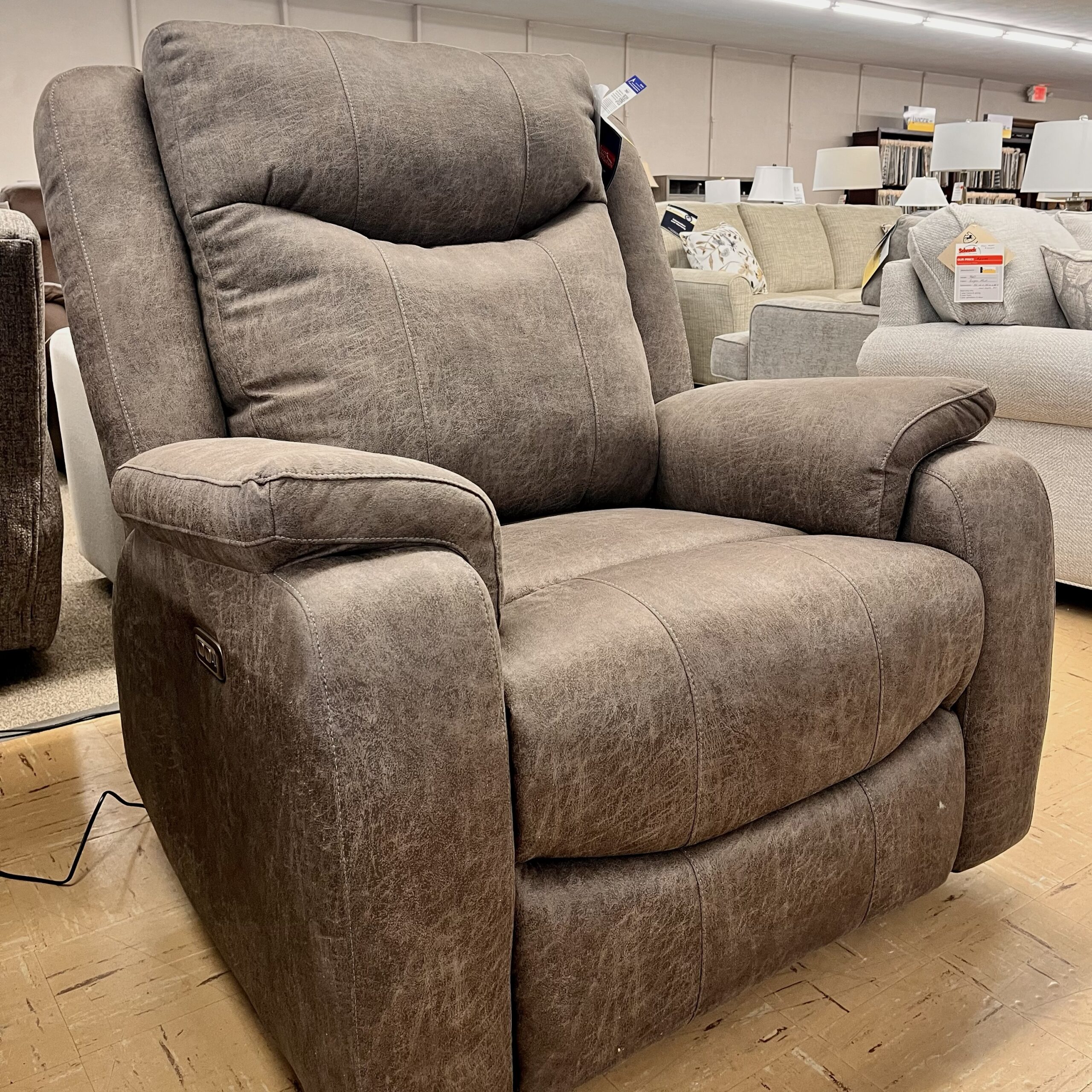 Southern Motion 6248-W2P/299-09 Buckly Big Man's Recliner in Bombshell Slate Fabric